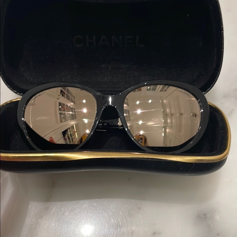 CHANEL Black Sunglasses
